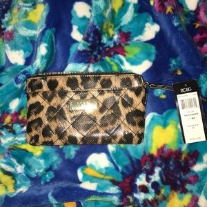 BCBG CLUTCH